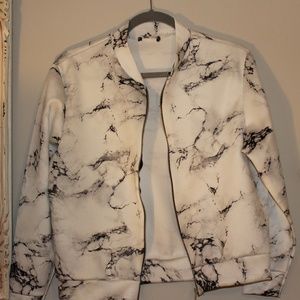 BooHoo Women's Petite Marble Bomber